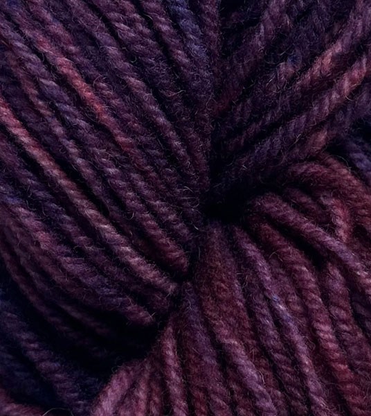 Hand-Dyed-Wool-Bulky-Mulberry-Mist-001