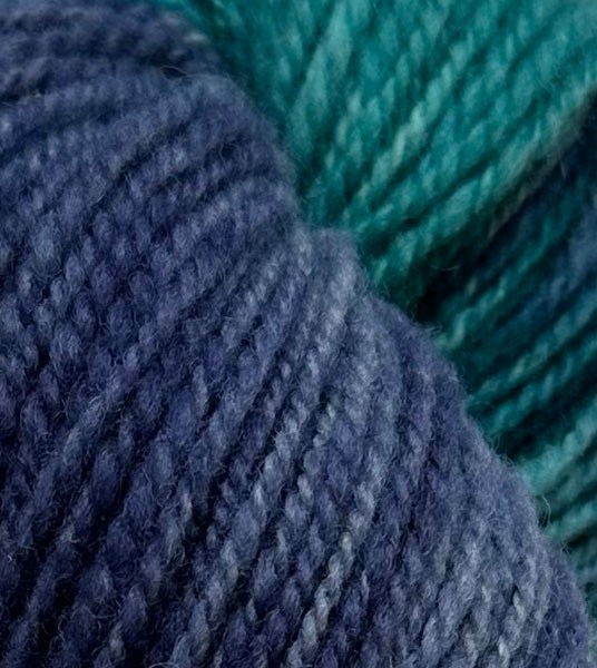 Hand-Dyed-Worsted-Lagoon-001