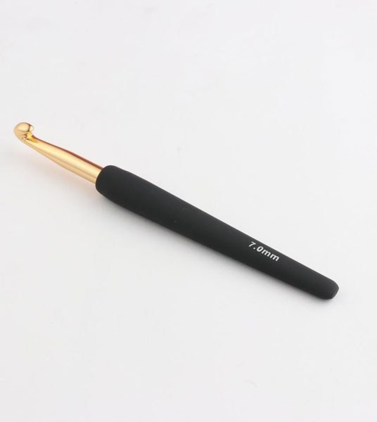 KNITPRO-Crochet-7.00mm-Soft-Feel-Handle-Gold
